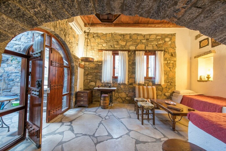 Homes Of Cretan Tradition