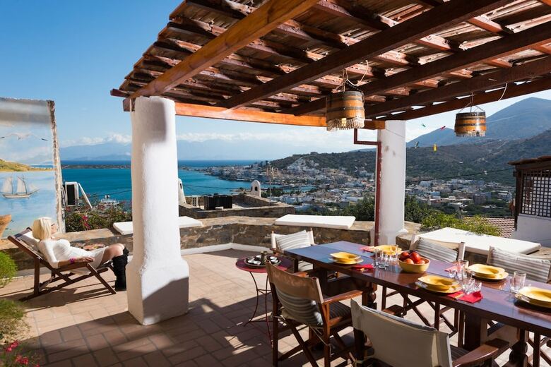 Homes Of Cretan Tradition