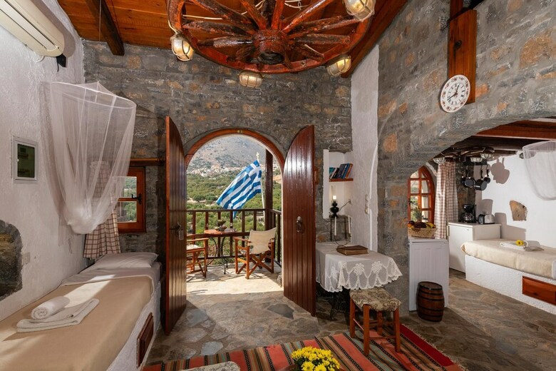 Homes Of Cretan Tradition
