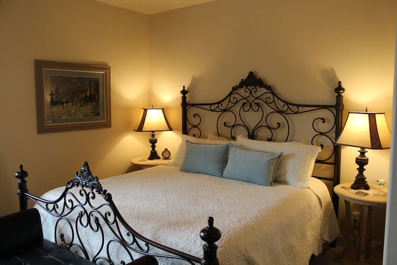 Ambiance Bed & Breakfast
