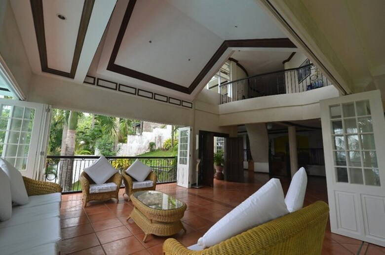Hotel Robinland Vacation Home Badian