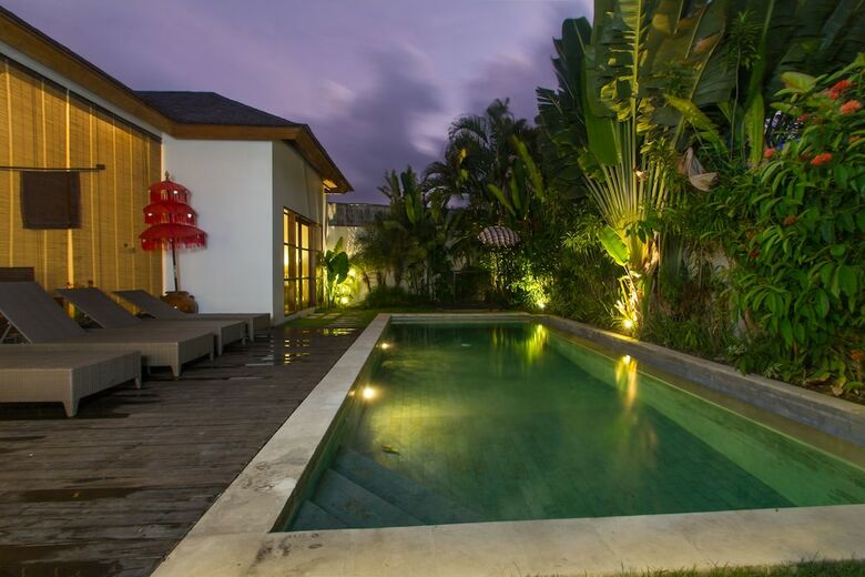 Hotel Echo Beach Villa & Apartment