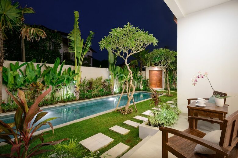 Hotel Echo Beach Villa & Apartment