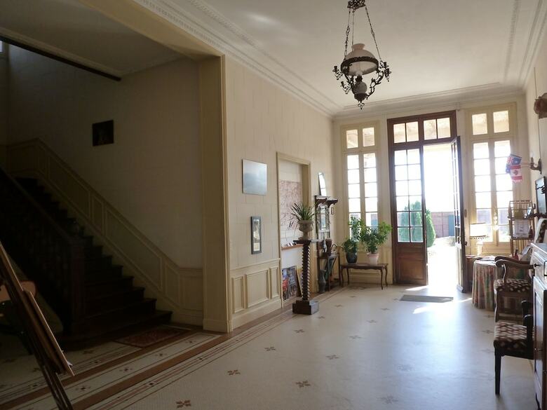 Hotel Ferme de Bonavis - Chambres D'h�tes
