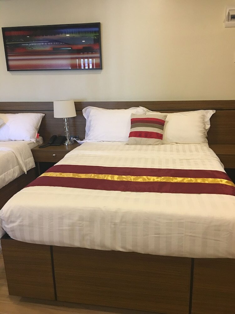 Hostal Robinland Residences - Hostel