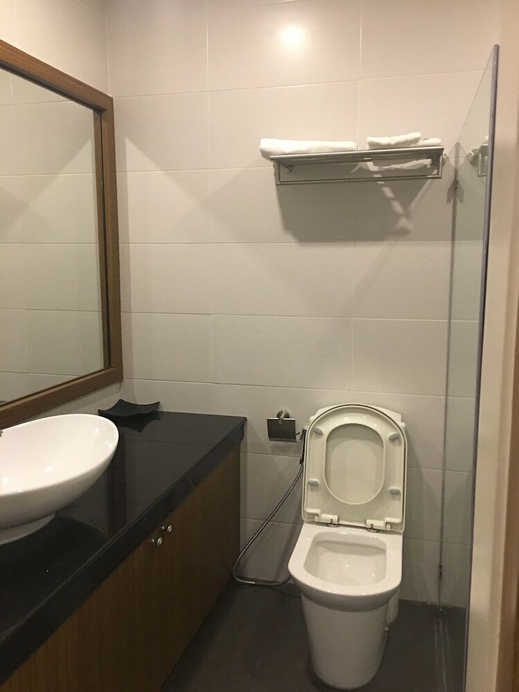 Hostal Robinland Residences - Hostel