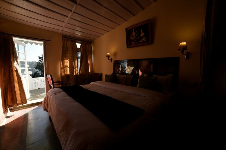 Hotel Chimney House By Opensky, Mussoorie