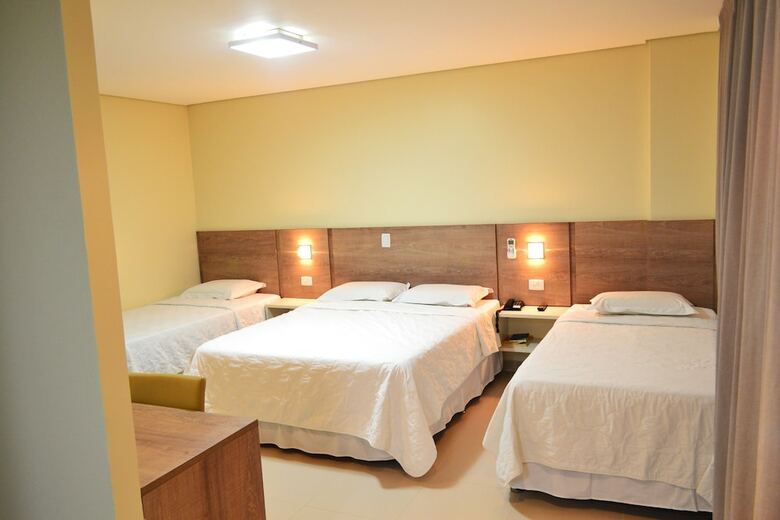 Golden Plaza Hotel