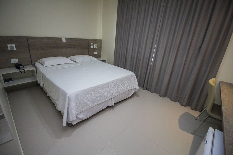 Golden Plaza Hotel