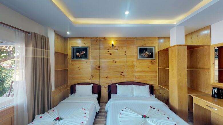 Hotel Lotus Seaside Bungalows