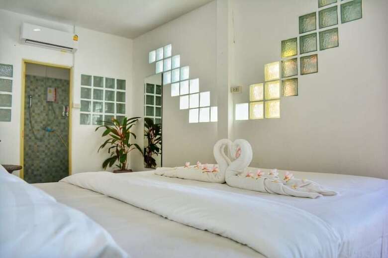 Hostal La Villa - Adults Only