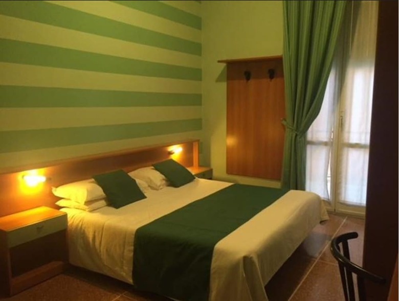 Hotel Glory