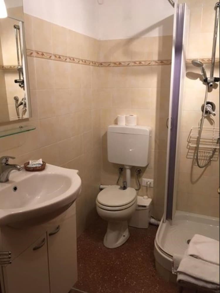 Hotel Glory