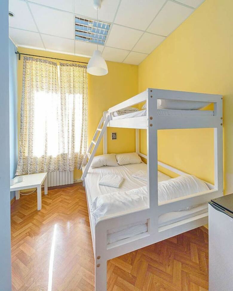 Hostal Krovat Na Deribasovskoy