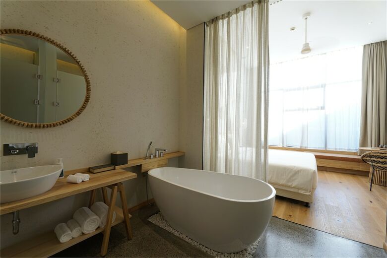 Moonlo Hotel