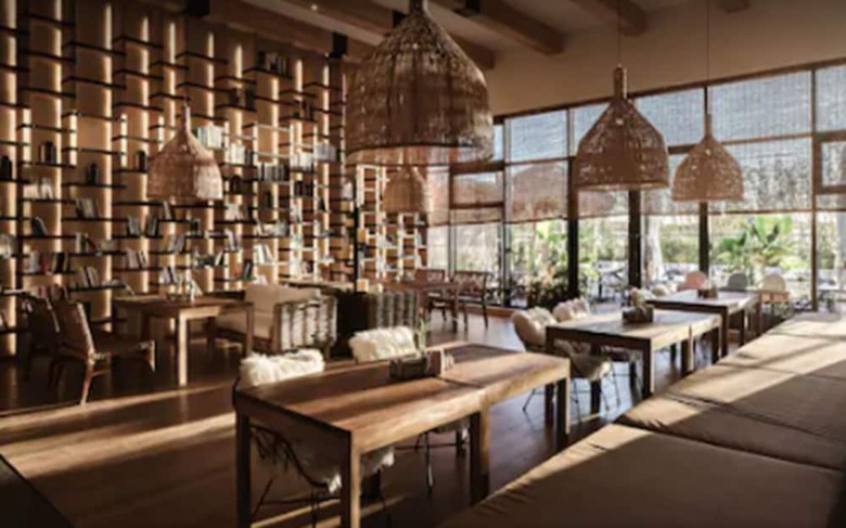 Moonlo Hotel