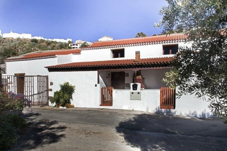 Apartamentos Casa Emblem�tica En Hoya de Tunte. 2