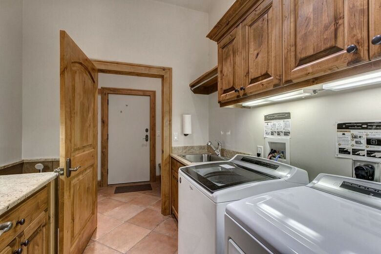 Abode At Sweetwater