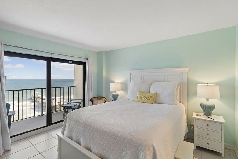 Tropical Suites At Sunglow Resort