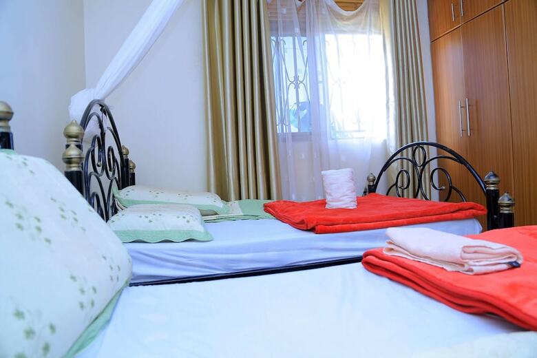 Floben Apartments