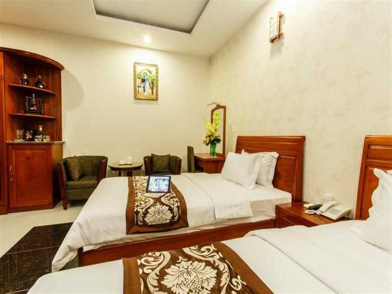 Long Bao Chau Hotel