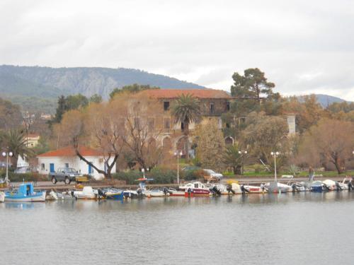 Melina Apartments