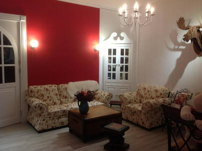 Hotel Antlers Guest House