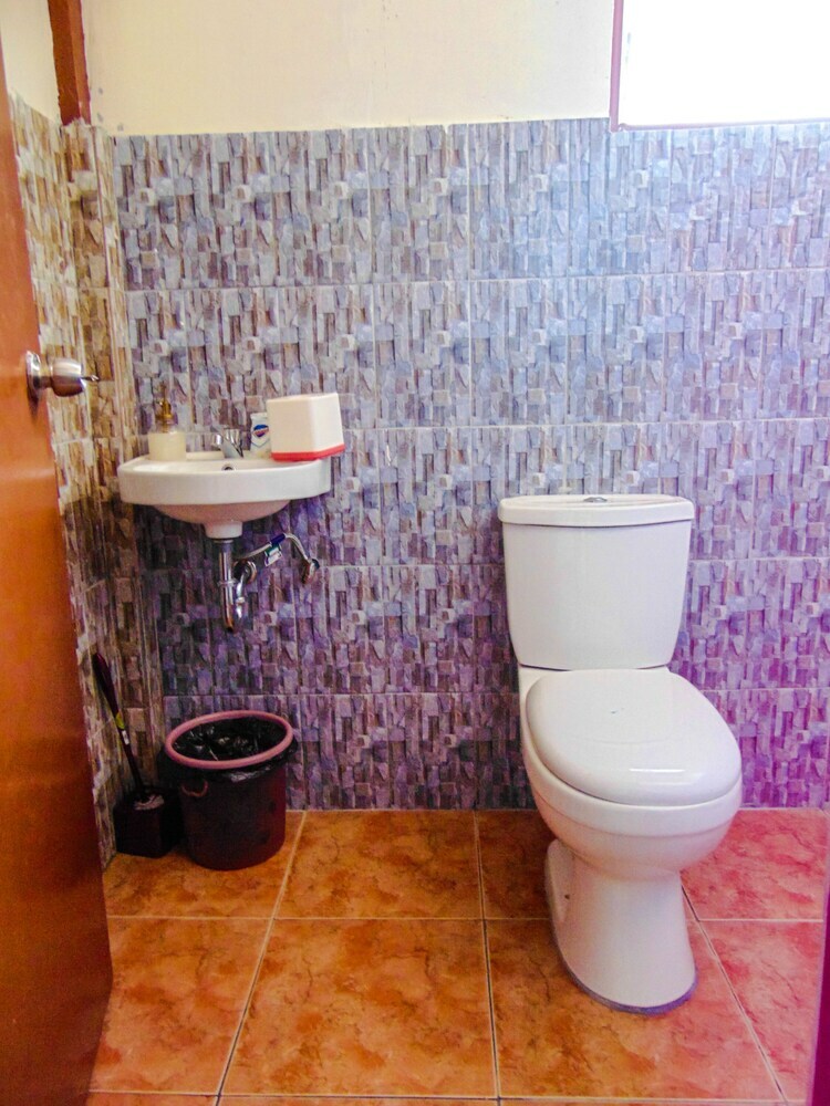 Hotel Pangulatan Beach Resort - Dormitory
