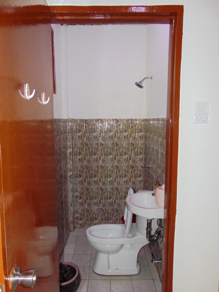 Hotel Pangulatan Beach Resort - Dormitory