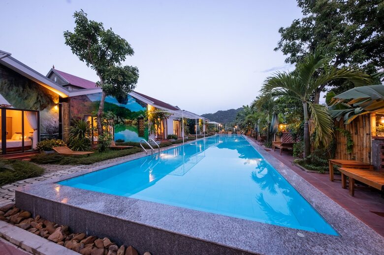 Hotel Son Doong Bungalow