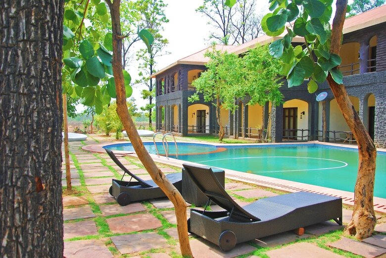 Hotel Genx Kanha By 1589