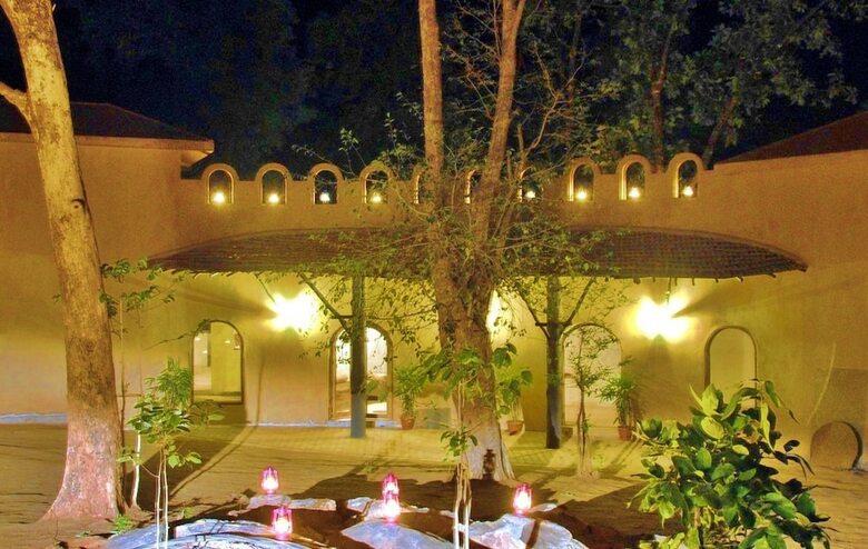 Hotel Genx Kanha By 1589
