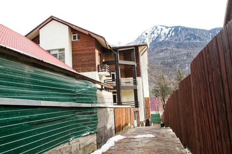 Zima Leto Apart Hotel