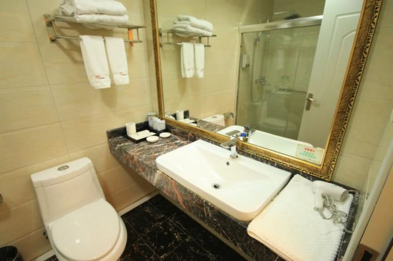 Guangzhou Carnation Business Hotel