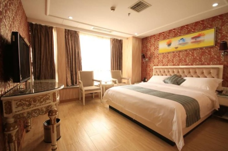 Guangzhou Carnation Business Hotel