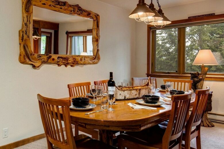 Abode At Teewinot Cabin