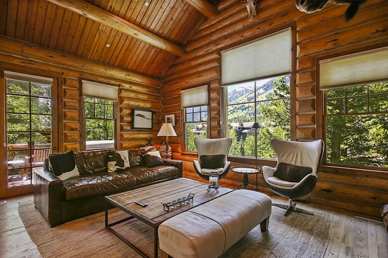 Abode At Moosehead Cabin