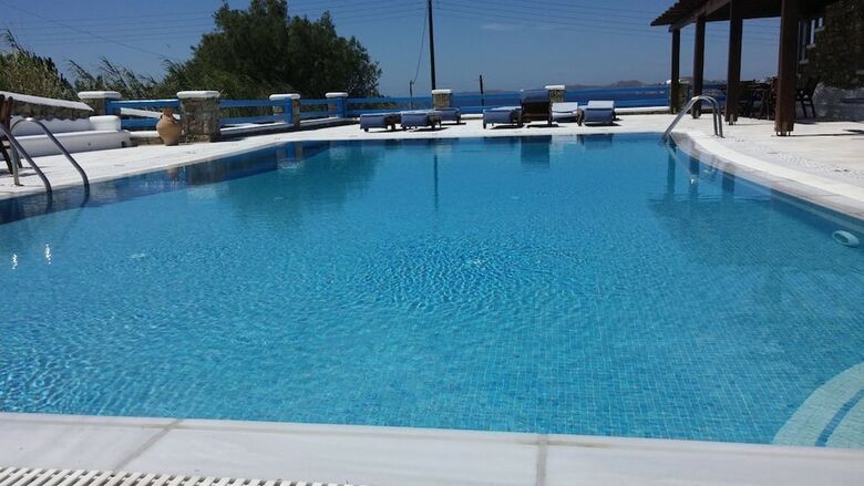Hotel Maganos Suites