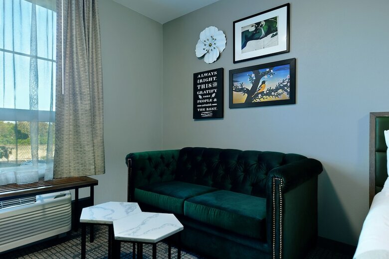 Hotel Oxford Suites Paso Robles