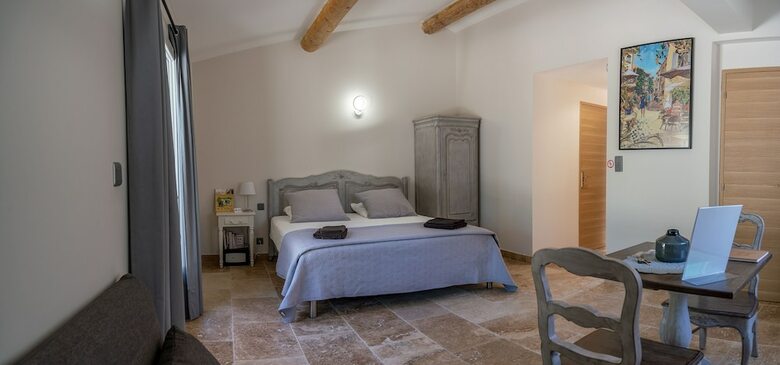 Bed & Breakfast Mas La Cheneraie
