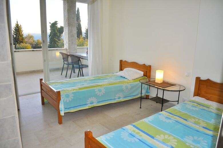 Lemoni Apartments