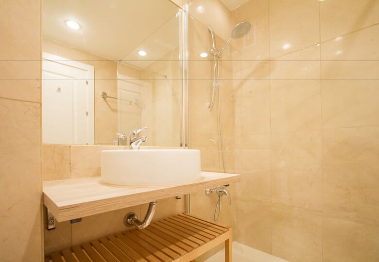 Ud Apartments - Atocha Stylish With Pool