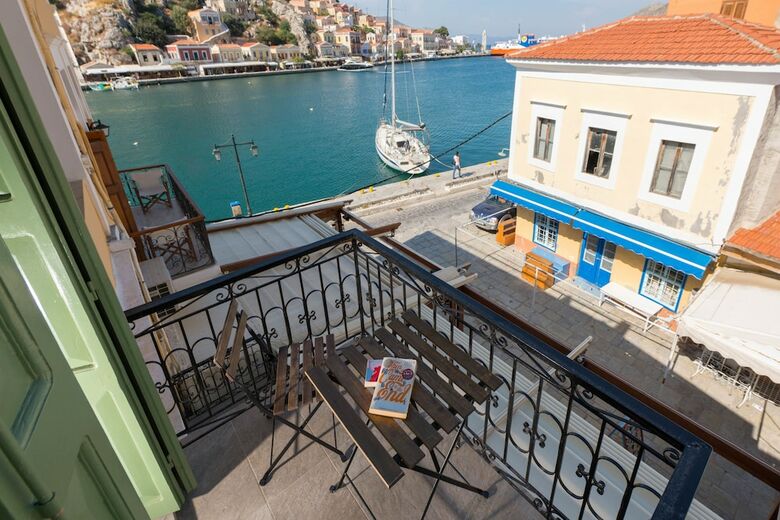 Hotel Elenas Rooms