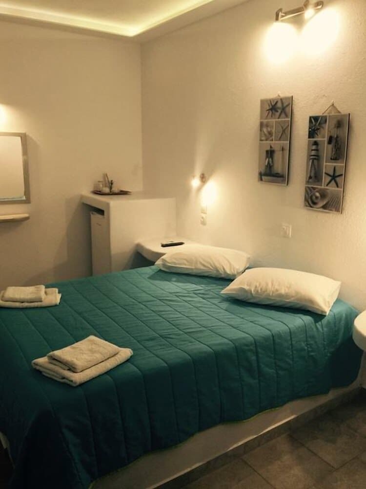 Hotel Evagelia's Place