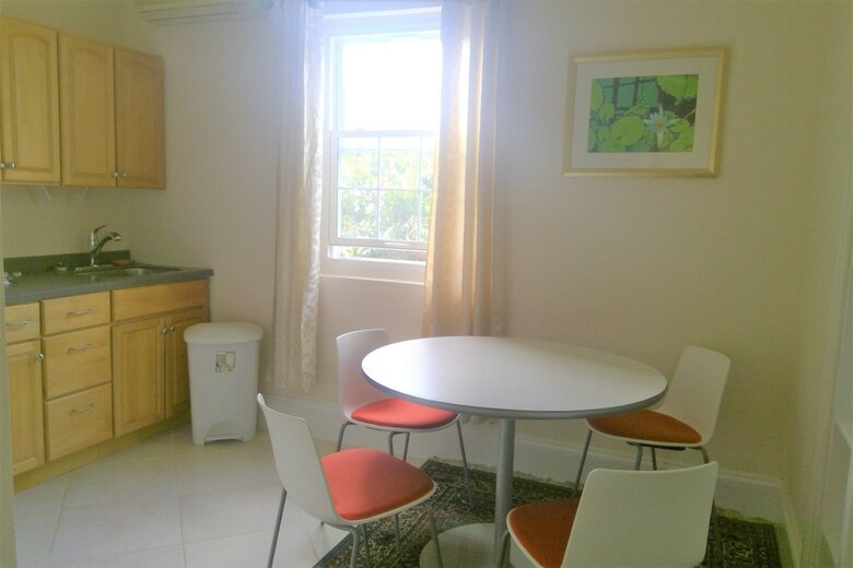 Hotel Bermuda Villa Guest House