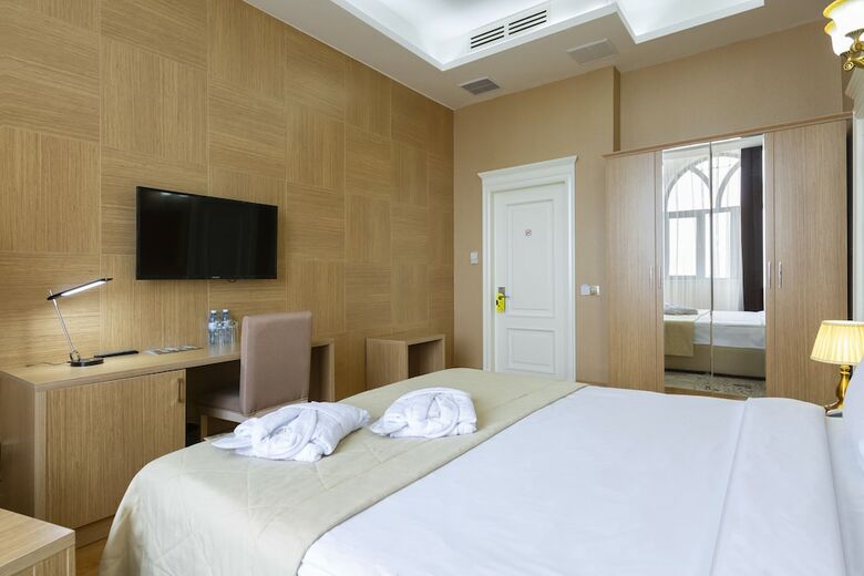 Nobel Hotel