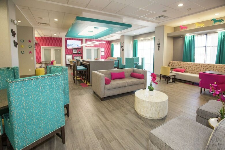 Hotel Hampton Inn Mustang