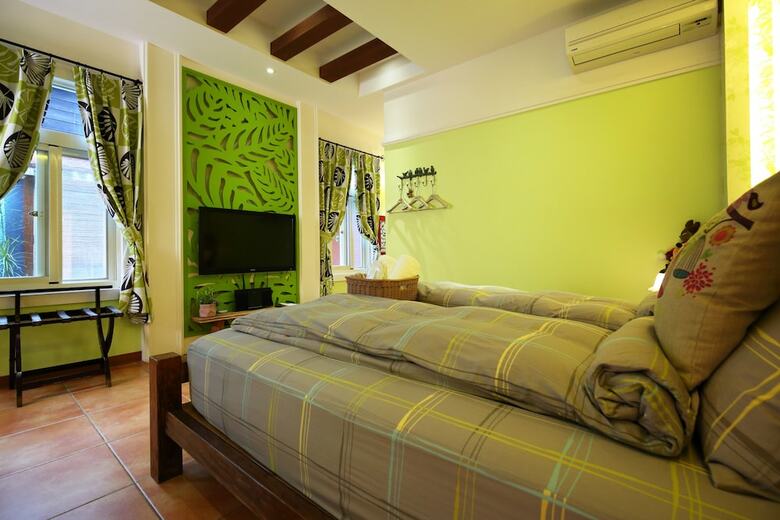 Jasmine Orange B&B