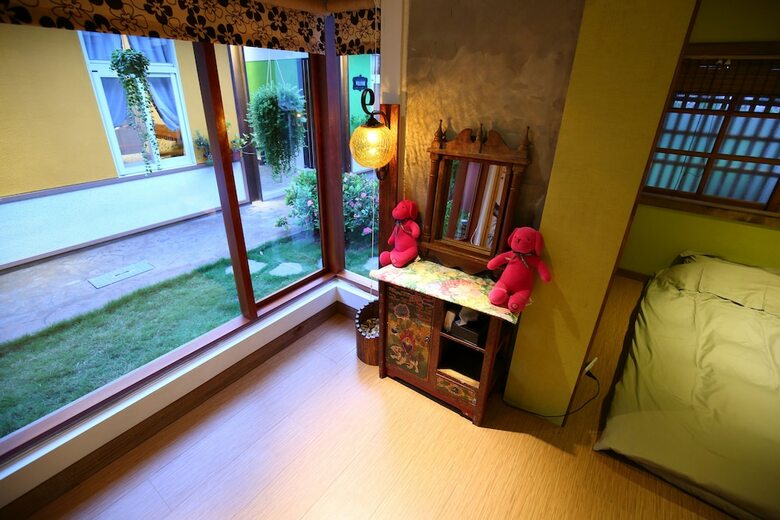 Jasmine Orange B&B