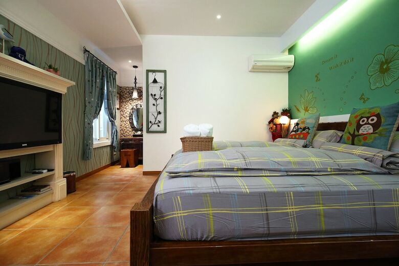 Jasmine Orange B&B